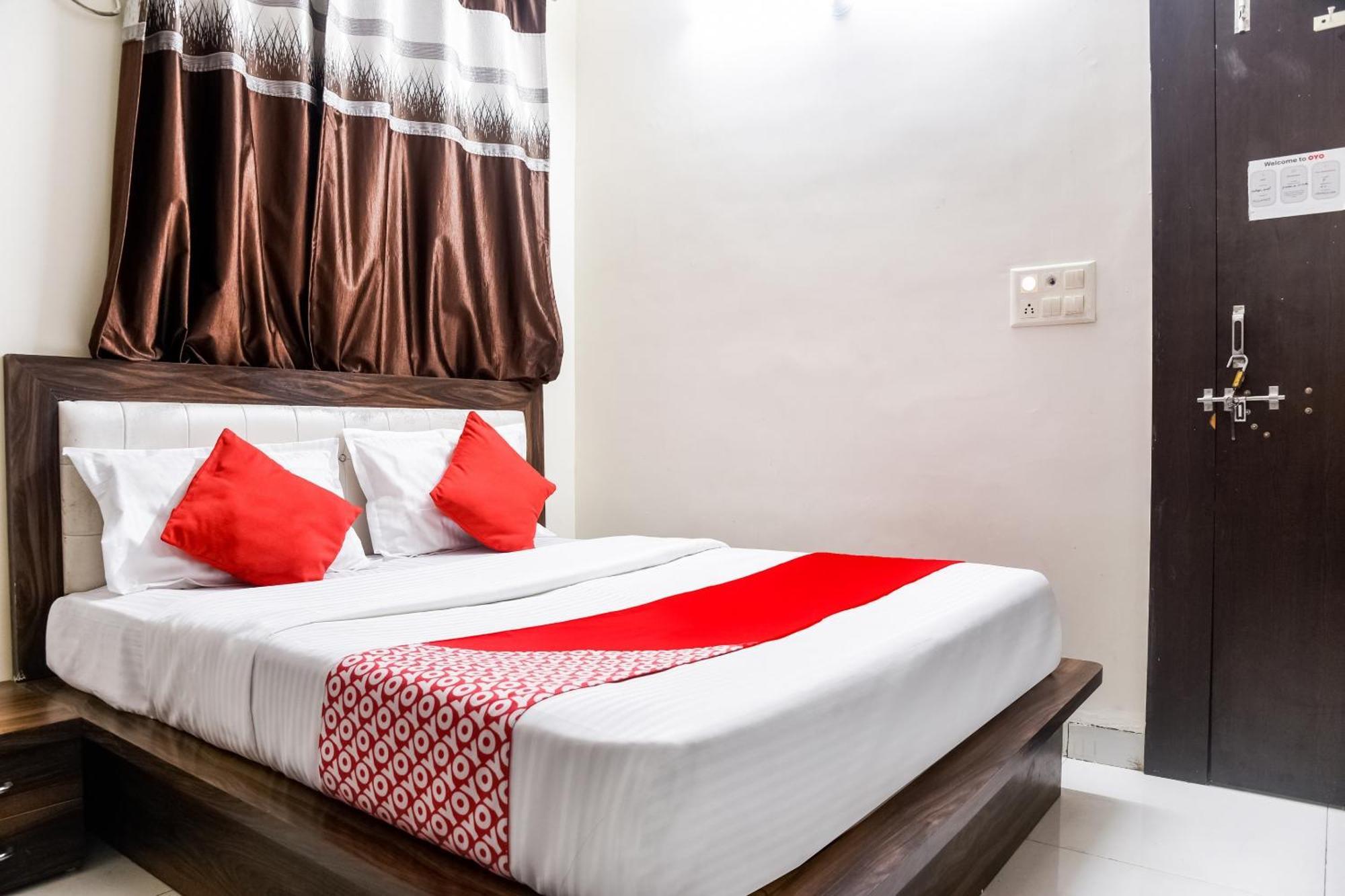 Hotel O Radhika Palace Bhopal Esterno foto