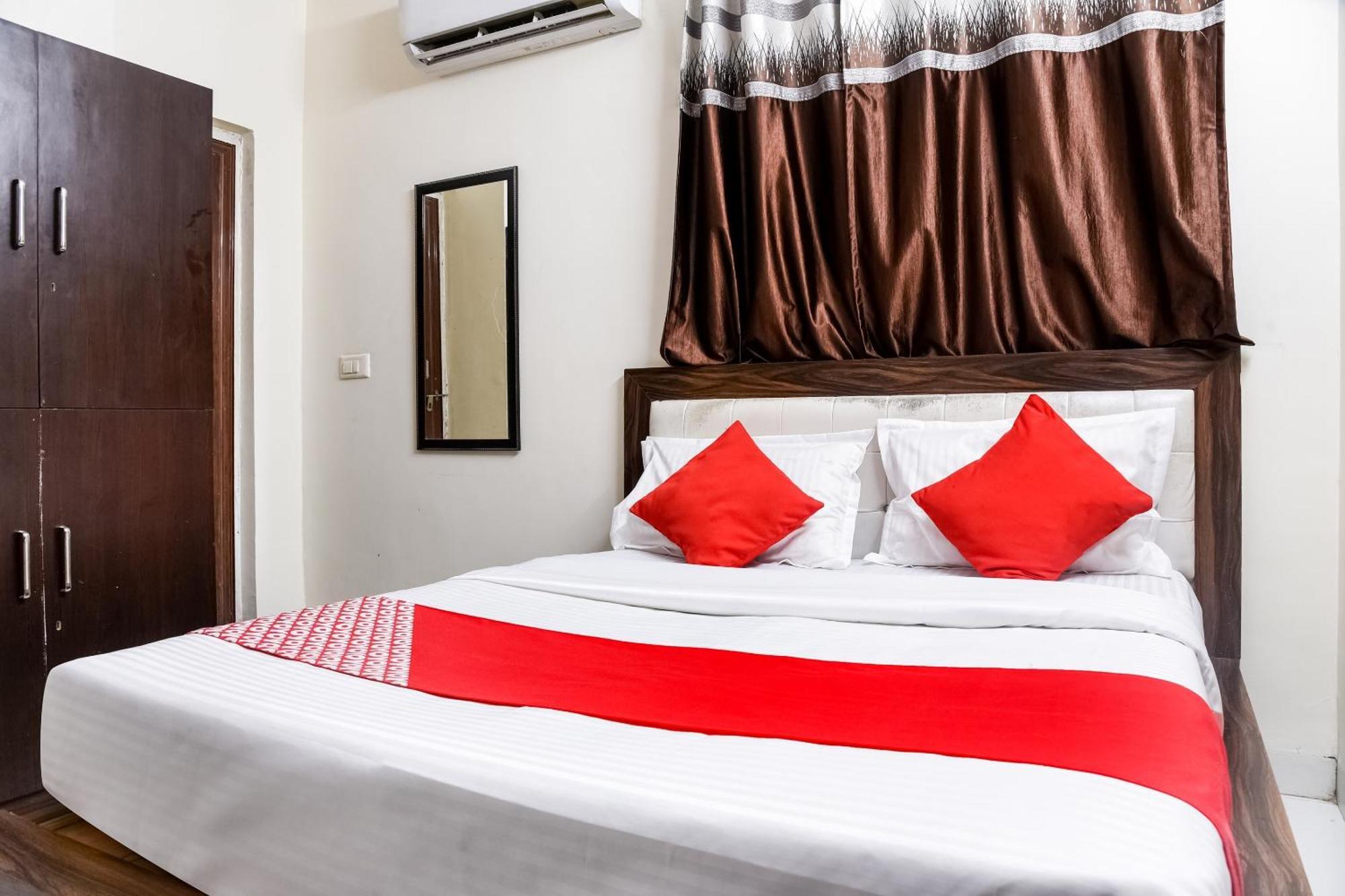 Hotel O Radhika Palace Bhopal Esterno foto