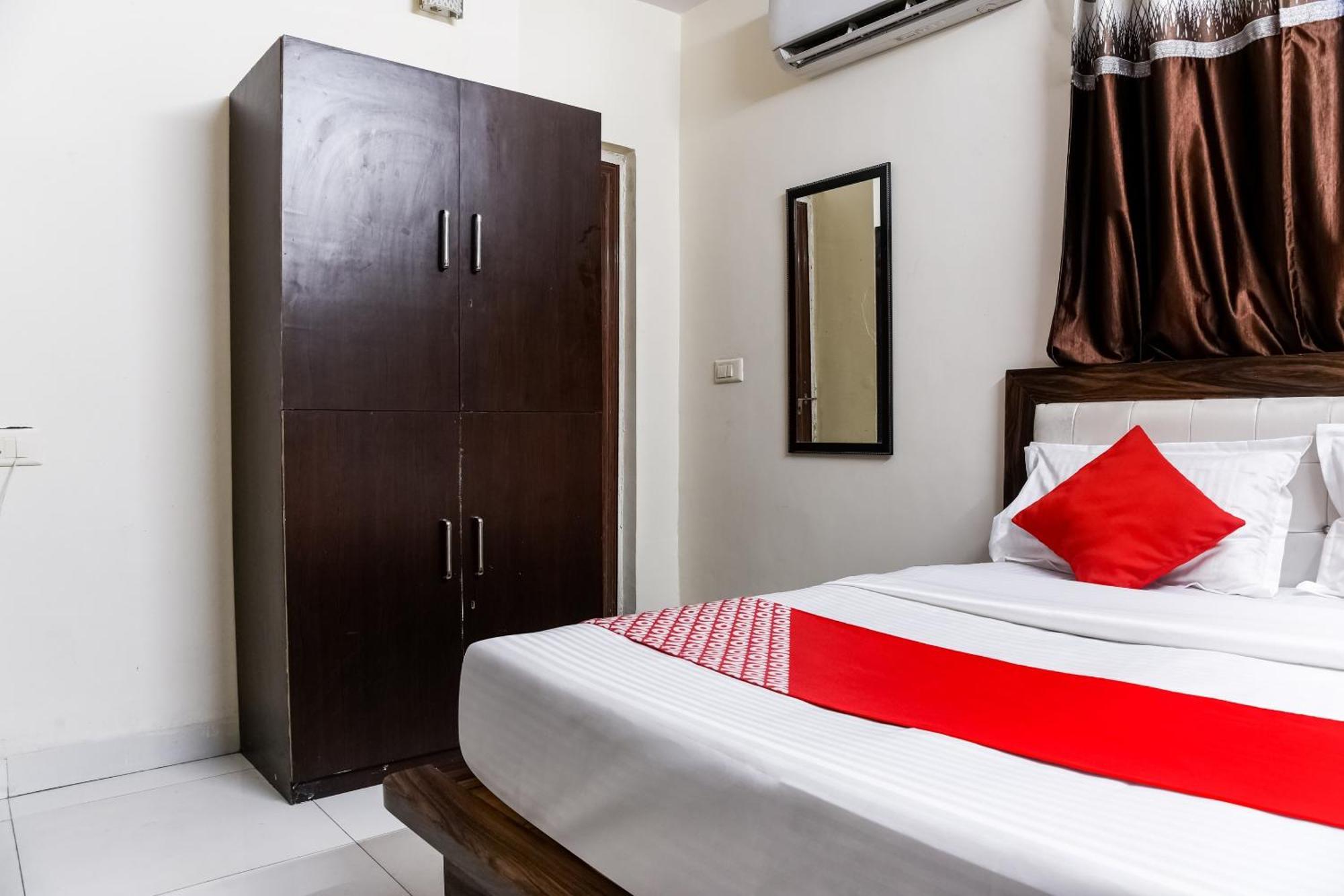 Hotel O Radhika Palace Bhopal Esterno foto