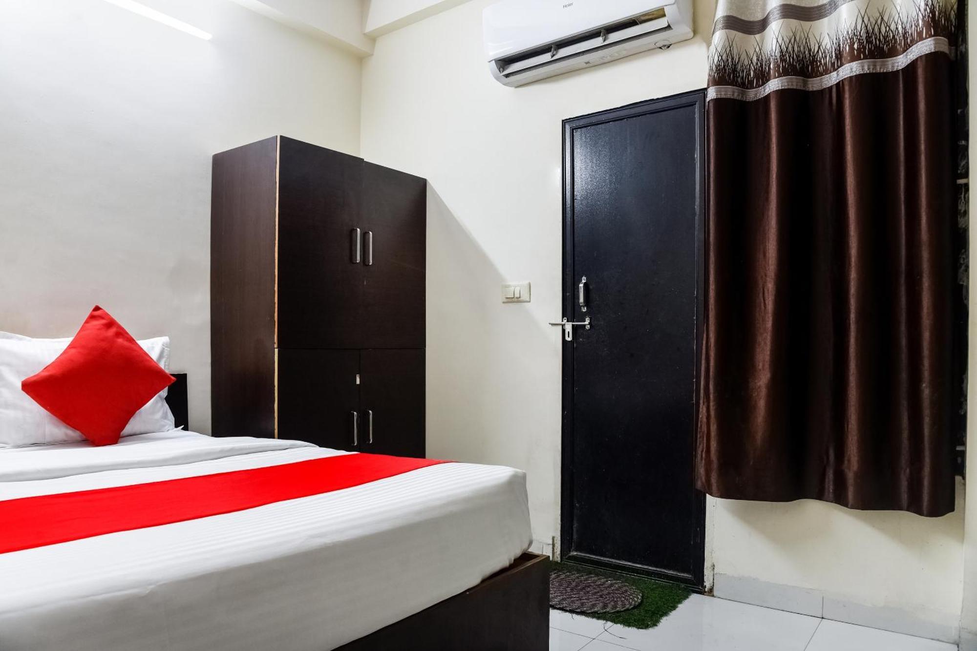 Hotel O Radhika Palace Bhopal Esterno foto