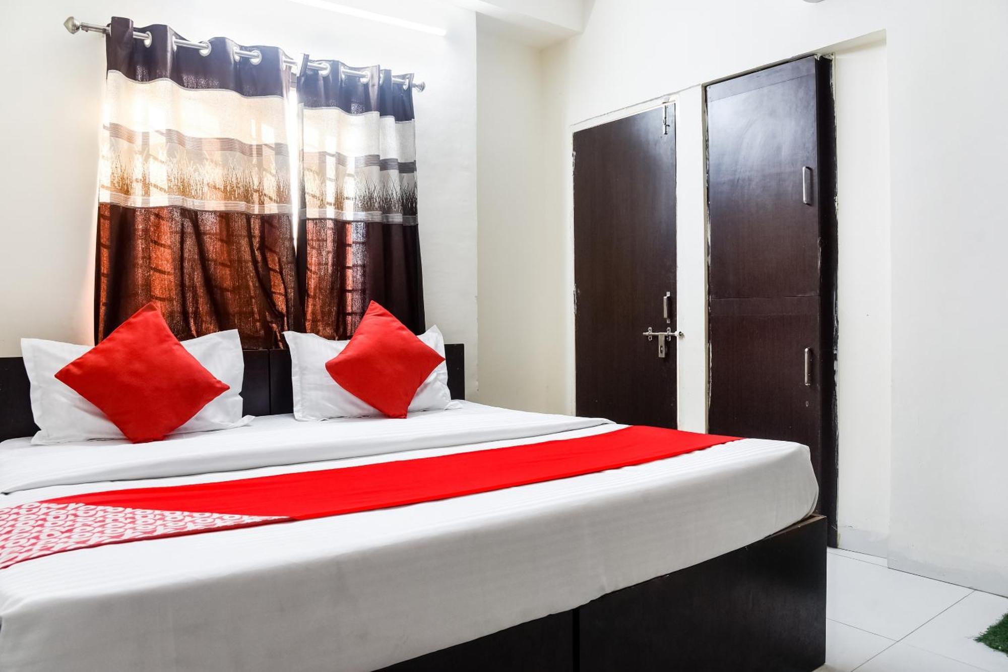 Hotel O Radhika Palace Bhopal Esterno foto